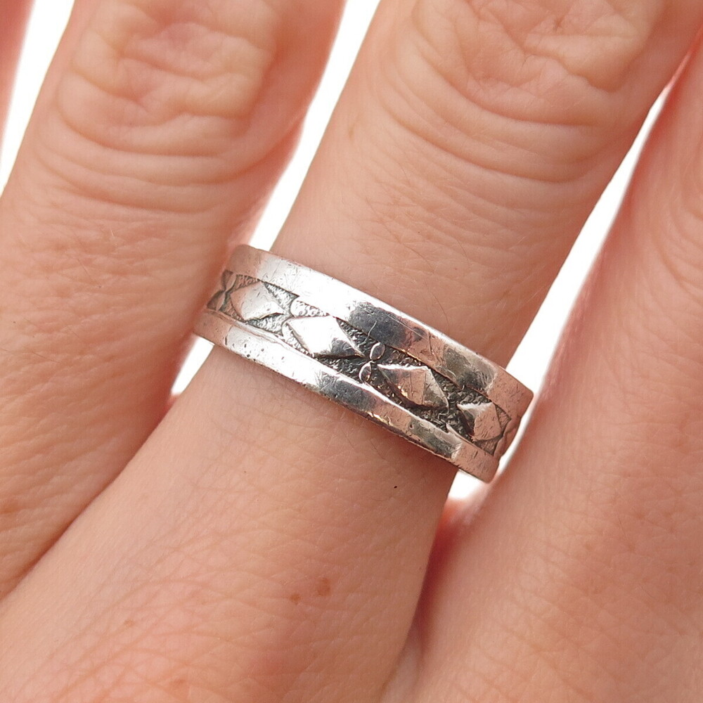 925 Sterling Silver Vintage Diamond-Shape Oxidized Band Ring Size 7.75